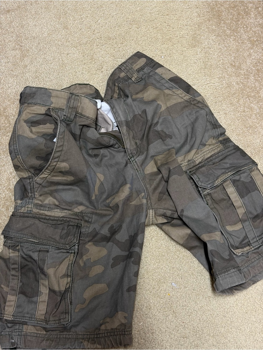 WOMANS / Men's Camo Cargo Shorts - Brown/Green